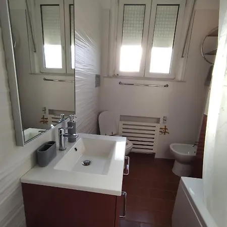 Camera Privata Smeralda 住宿加早餐酒店 *